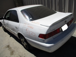 2001 TOYOTA CAMRY LE WHITE 2.2L AT  Z16371